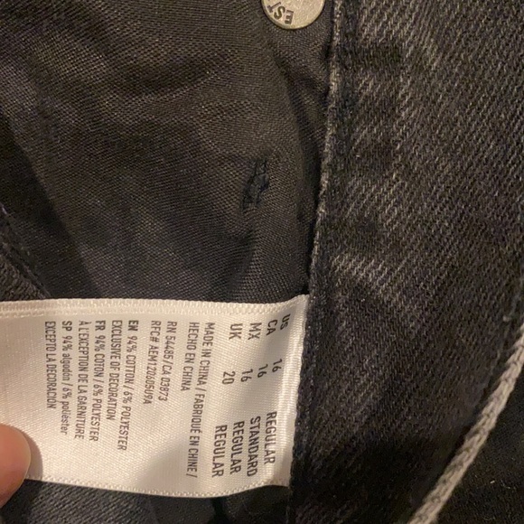 New Never Worn American Eagle High Waist Mom Jeans - Picture 4 of 5